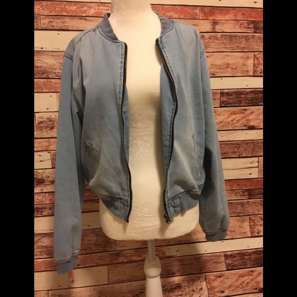Bomber jacket in light denim - Picture 2 of 2